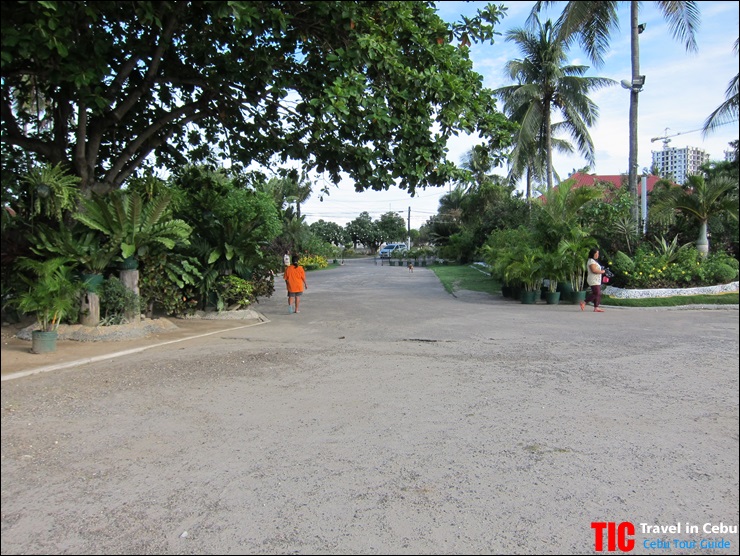 Mactan_Shrine_33.JPG