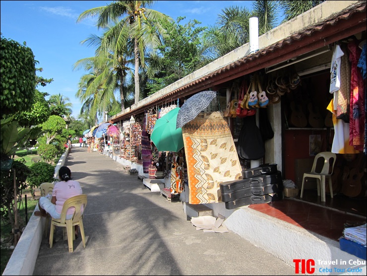 Mactan_Shrine_06.JPG